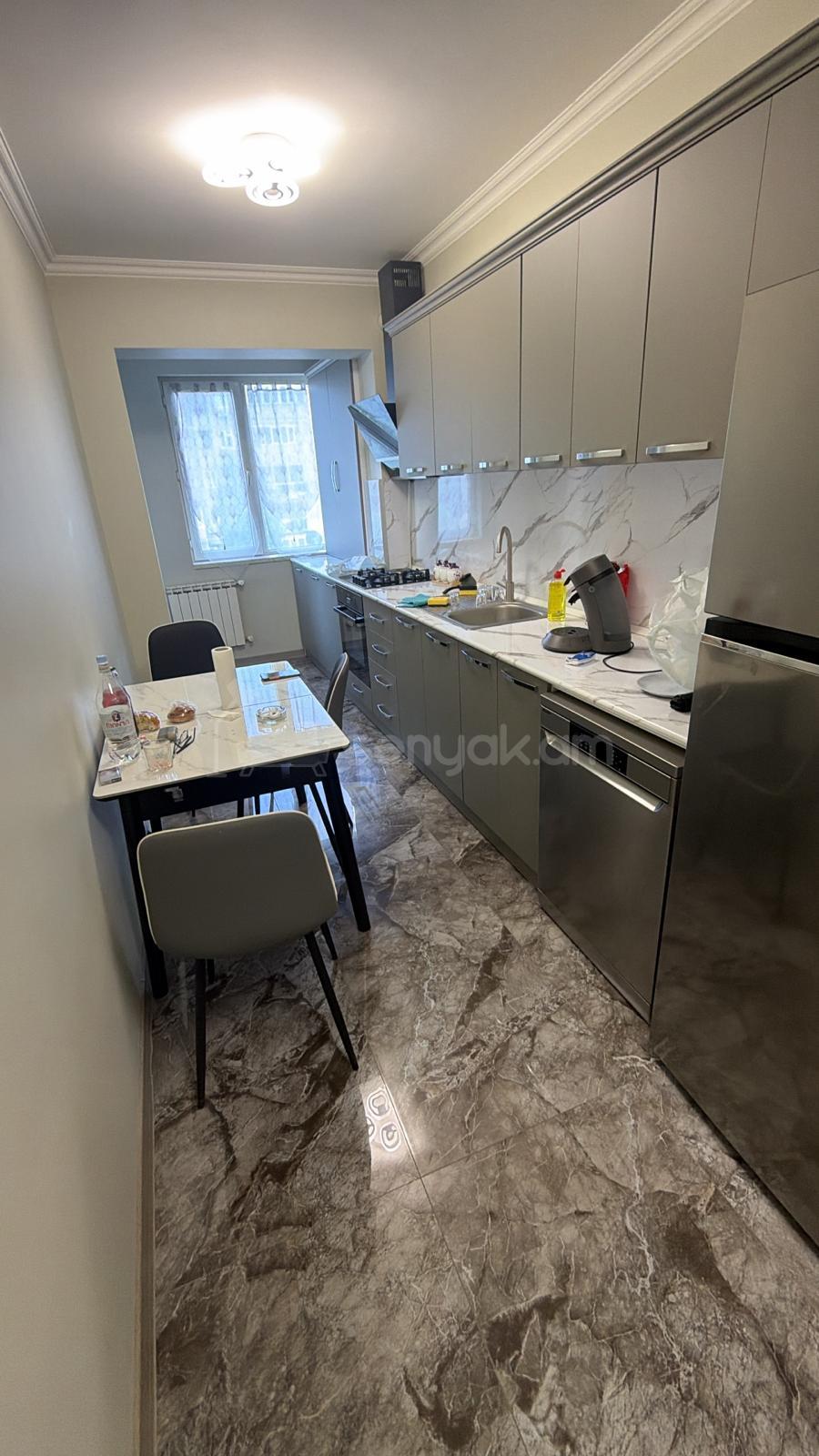 3 Սենյականոց Բնակարան, 100քմ, 7/9 հարկ, Կապիտալ Վերանորոգված, Կահավորված