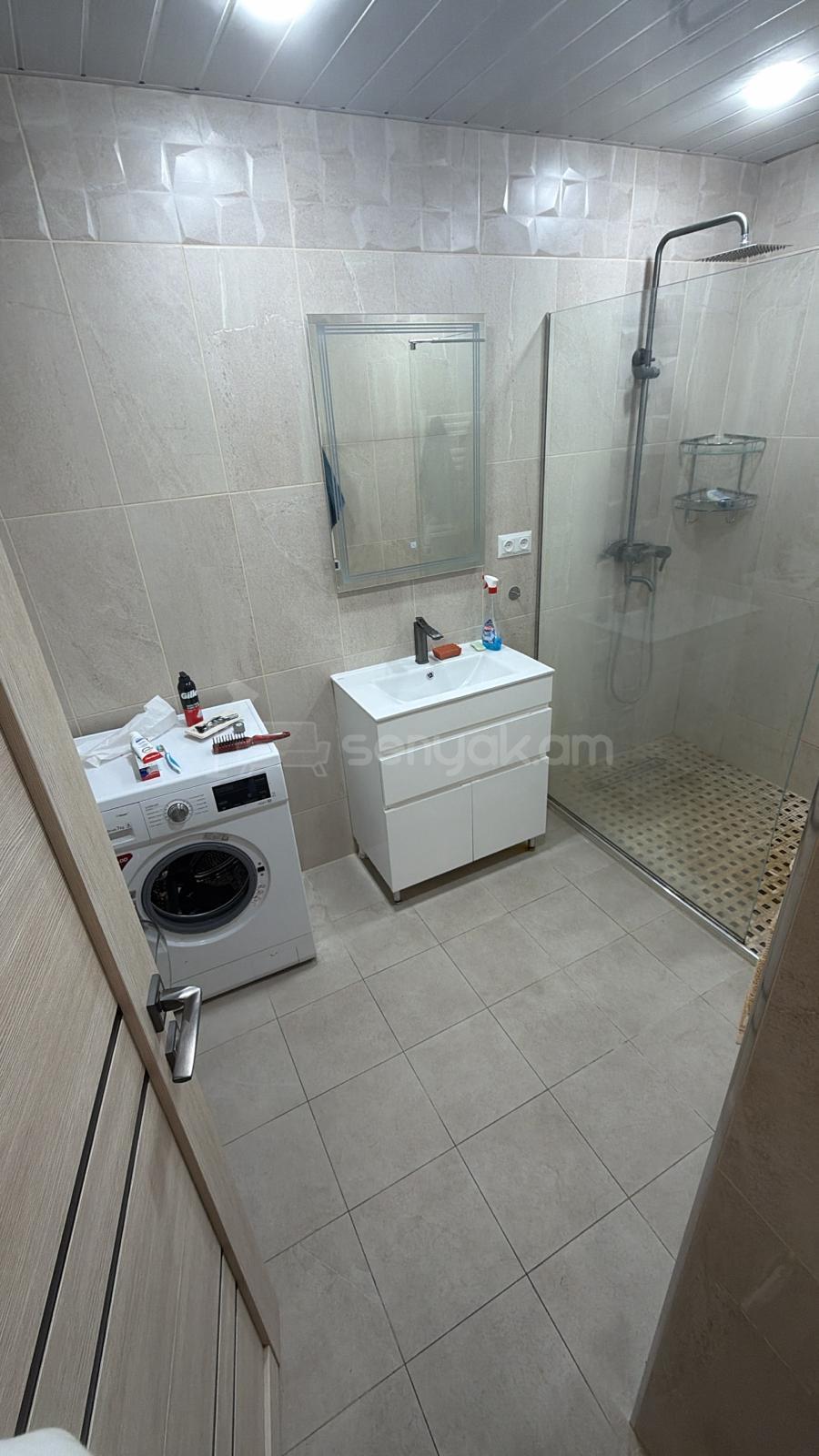 3 Սենյականոց Բնակարան, 100քմ, 7/9 հարկ, Կապիտալ Վերանորոգված, Կահավորված