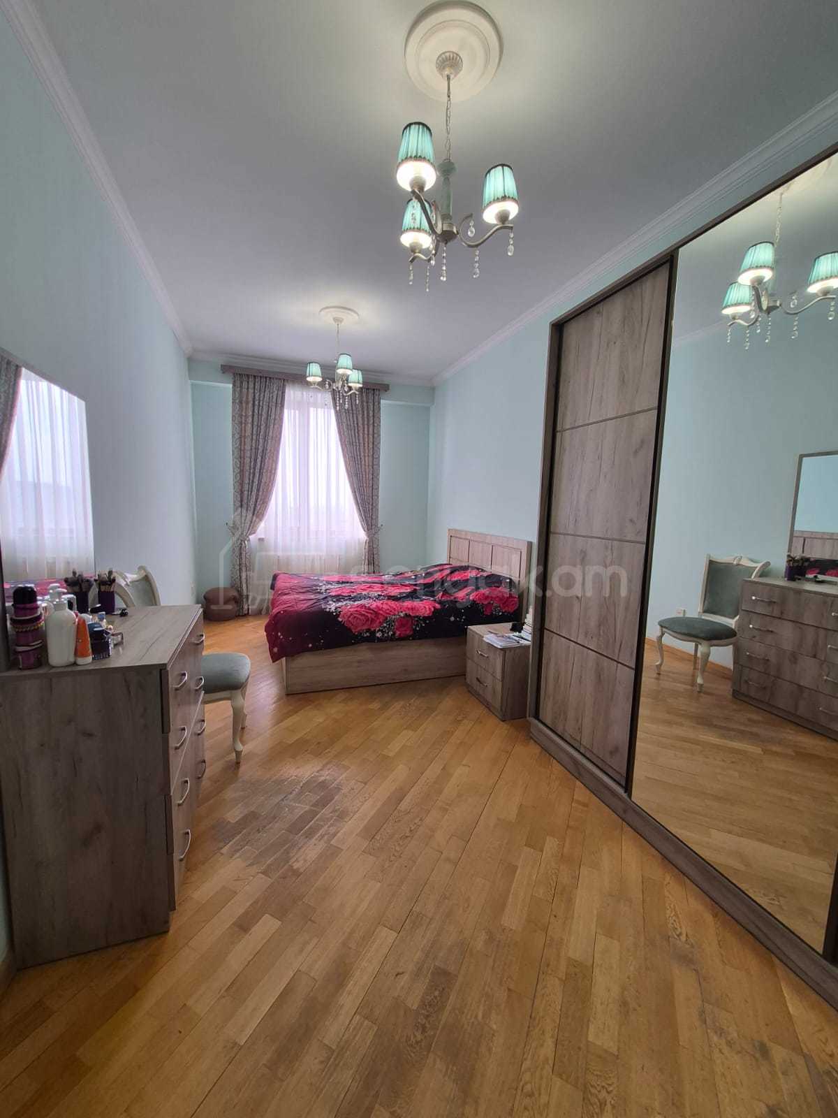 2 Սենյականոց Բնակարան, 78քմ, 12/13 հարկ, Կապիտալ Վերանորոգված