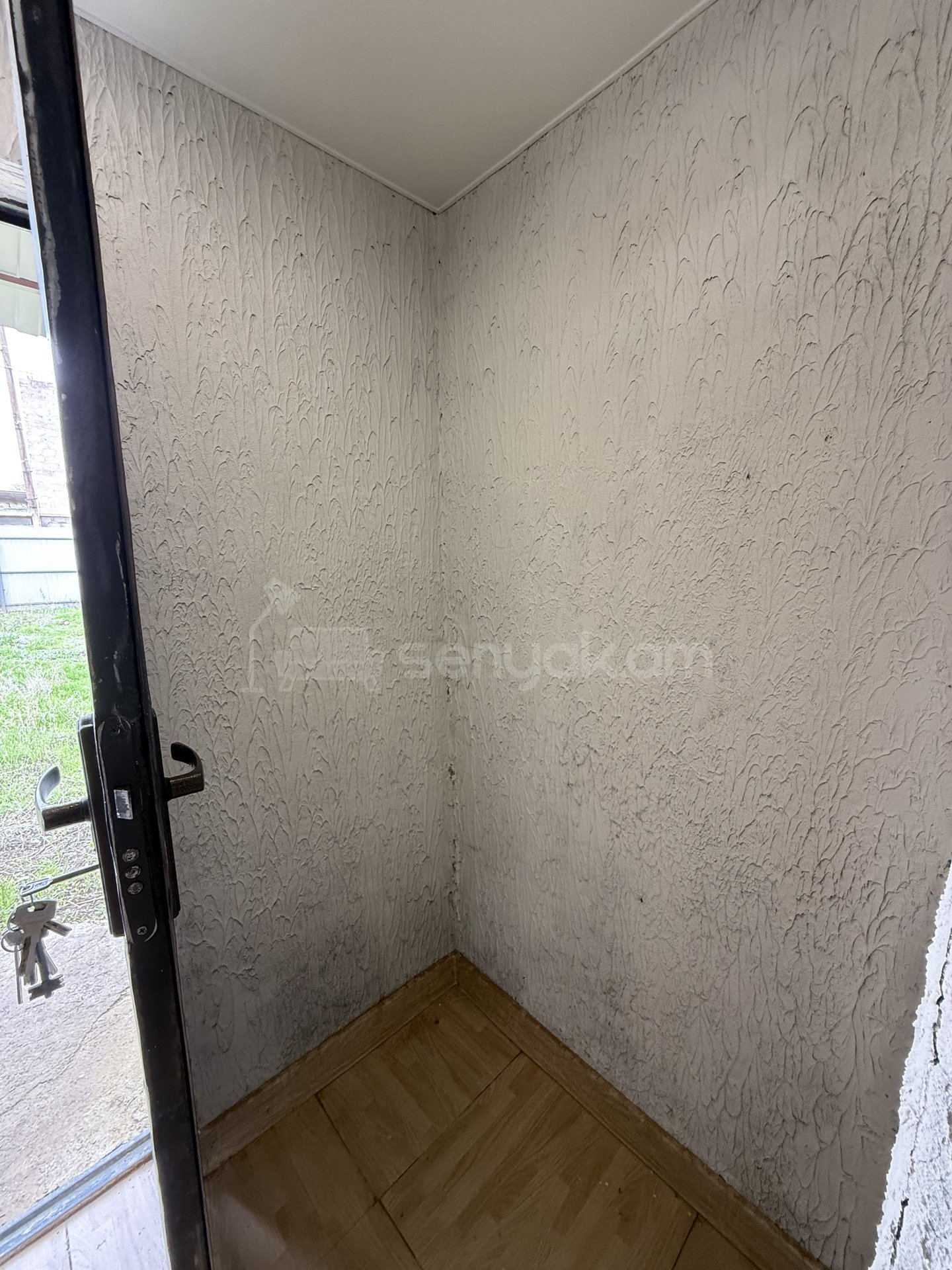 Բնակելի Նշանակության Հողատարածք, 400քմ, Խմելու Ջրով, Էլեկտրականությամբ, Ցանկապատված