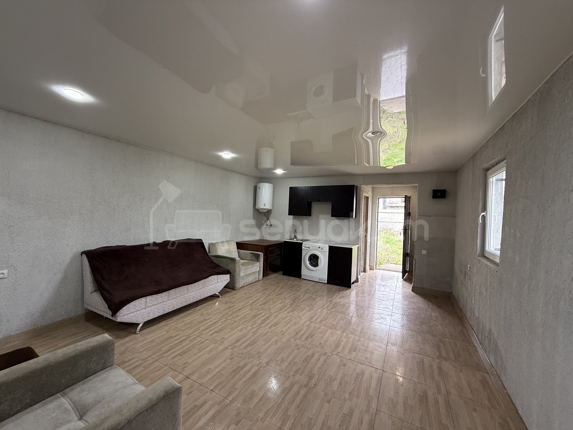 Բնակելի Նշանակության Հողատարածք, 400քմ, Խմելու Ջրով, Էլեկտրականությամբ, Ցանկապատված