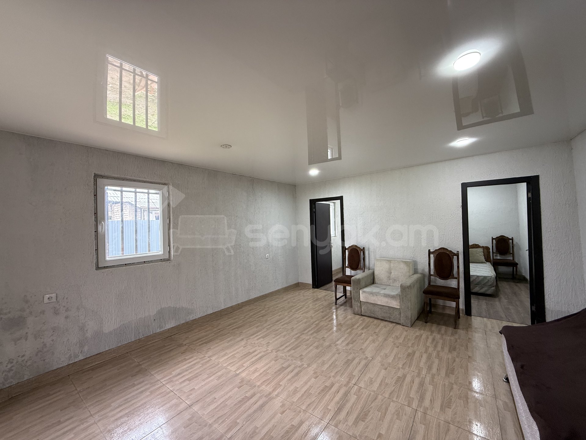 Բնակելի Նշանակության Հողատարածք, 400քմ, Խմելու Ջրով, Էլեկտրականությամբ, Ցանկապատված