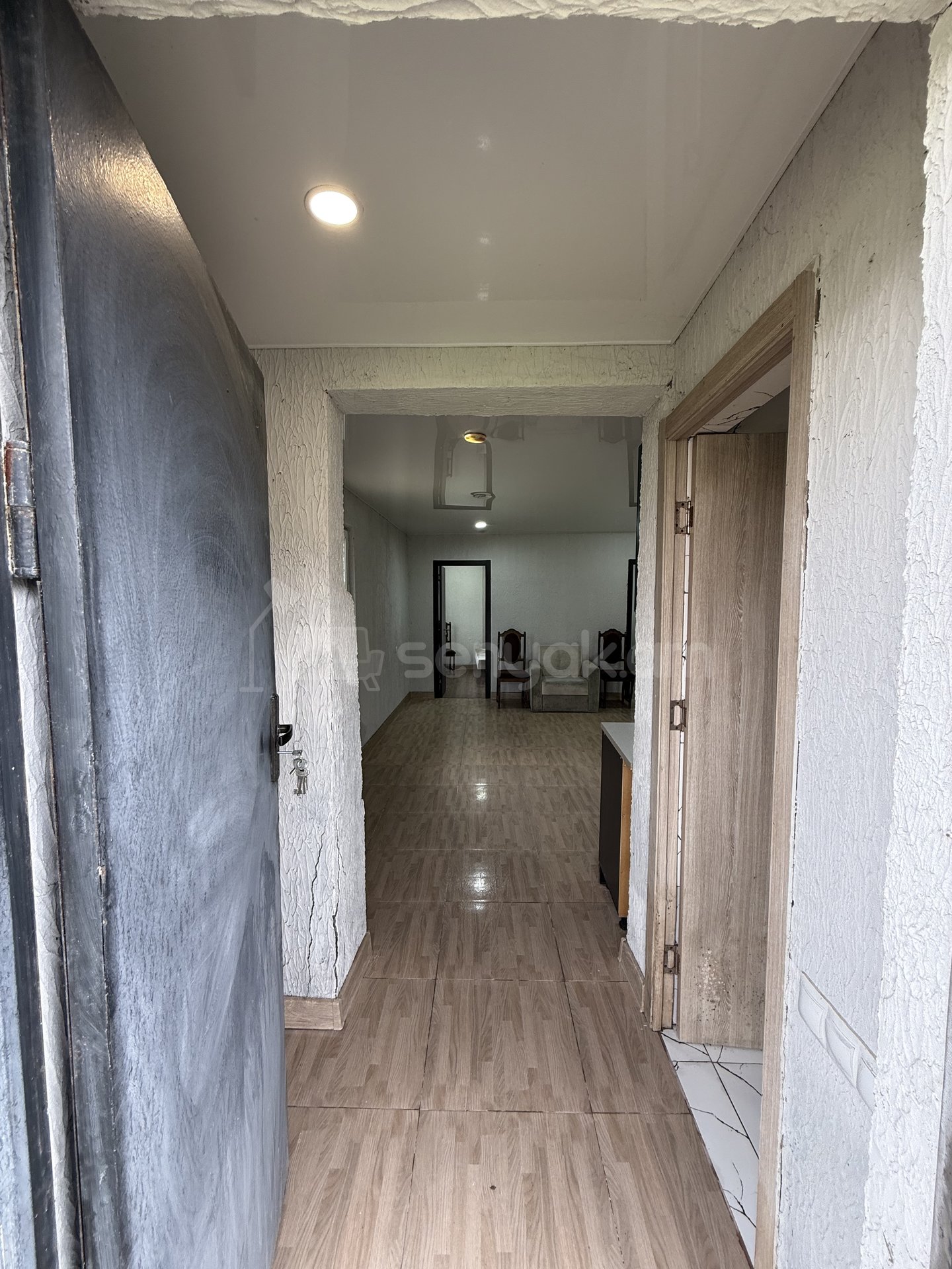 Բնակելի Նշանակության Հողատարածք, 400քմ, Խմելու Ջրով, Էլեկտրականությամբ, Ցանկապատված