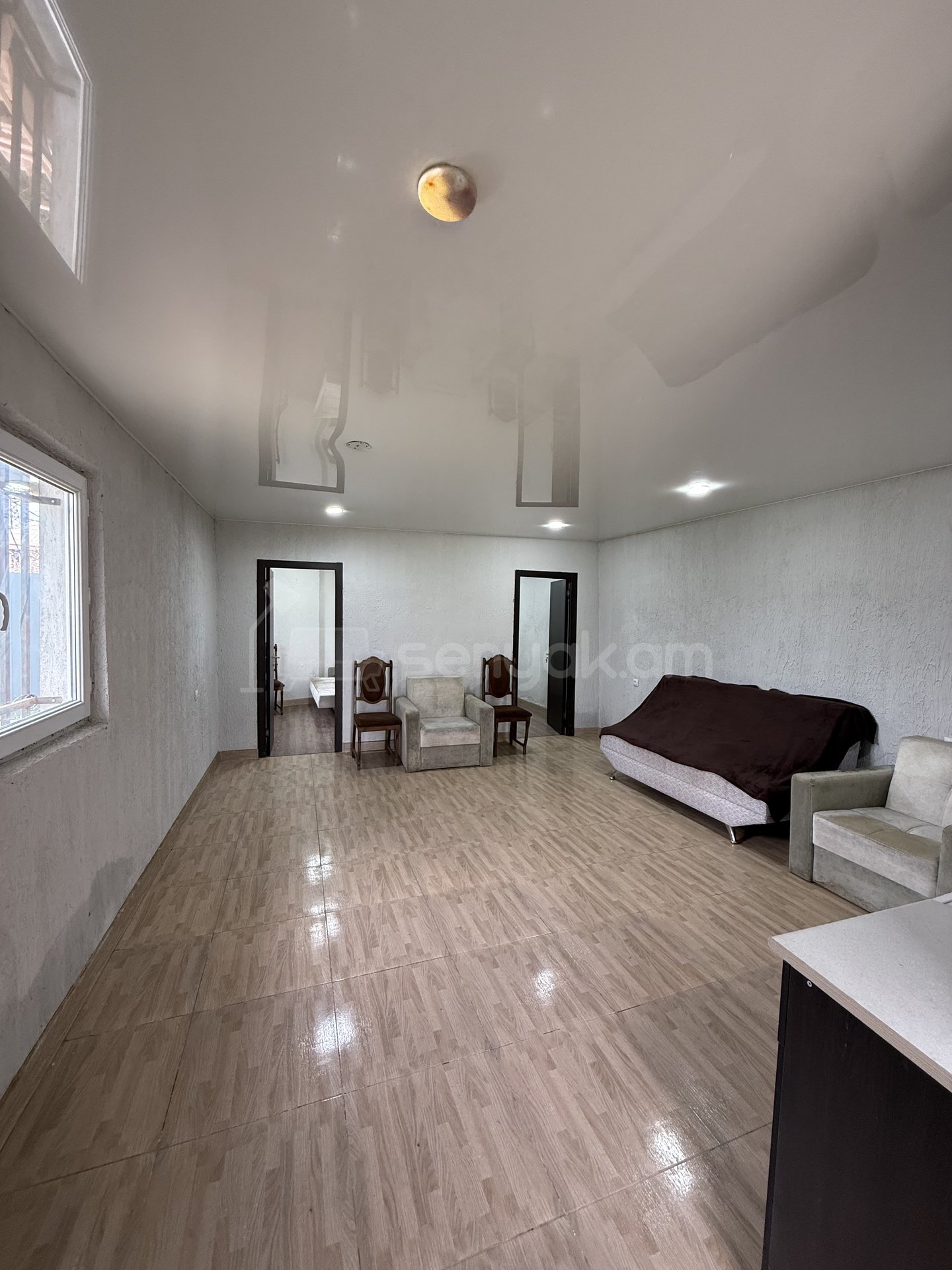 Բնակելի Նշանակության Հողատարածք, 400քմ, Խմելու Ջրով, Էլեկտրականությամբ, Ցանկապատված