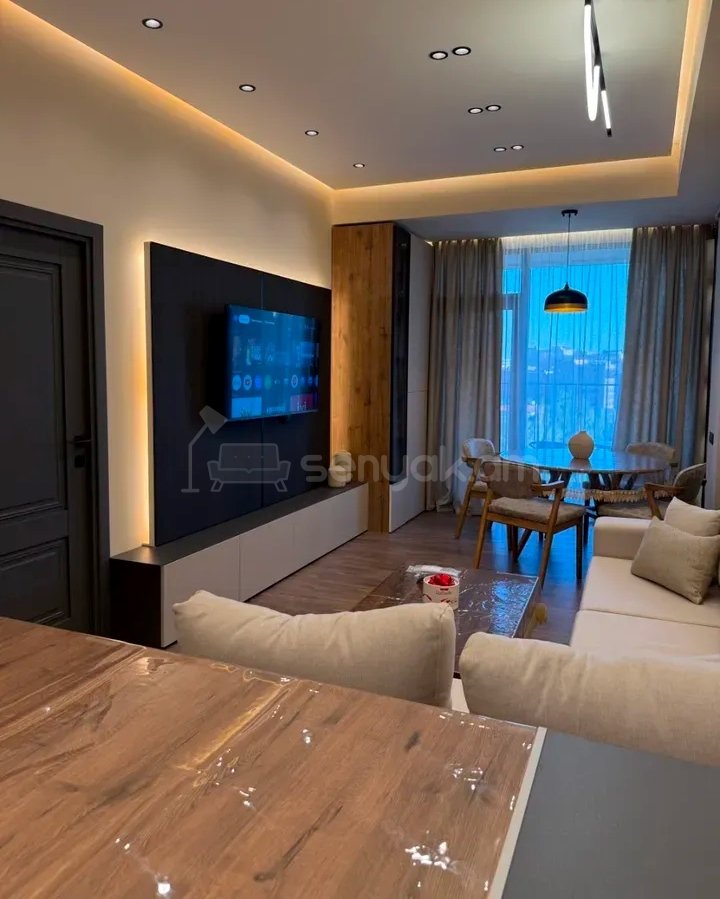 3 Սենյականոց Բնակարան Նորակառույցում, 80քմ, 9/16 հարկ, Դիզայներական Վերանորոգված, Կահավորված, Արևկող