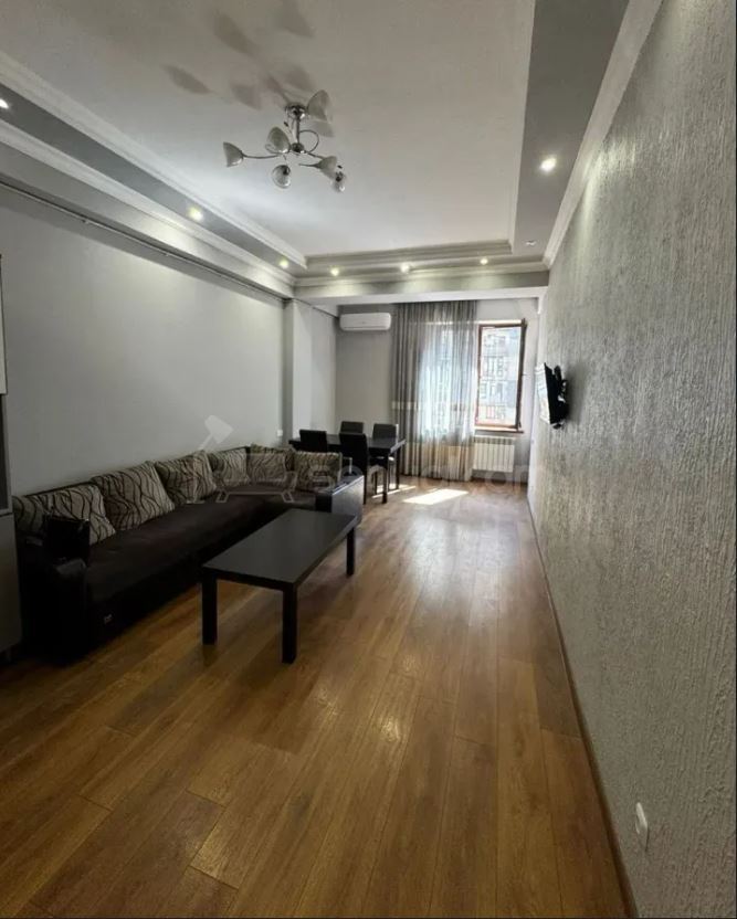 2 Սենյականոց Բնակարան, 57քմ, 7/10 հարկ, Կապիտալ Վերանորոգված, Կահավորված