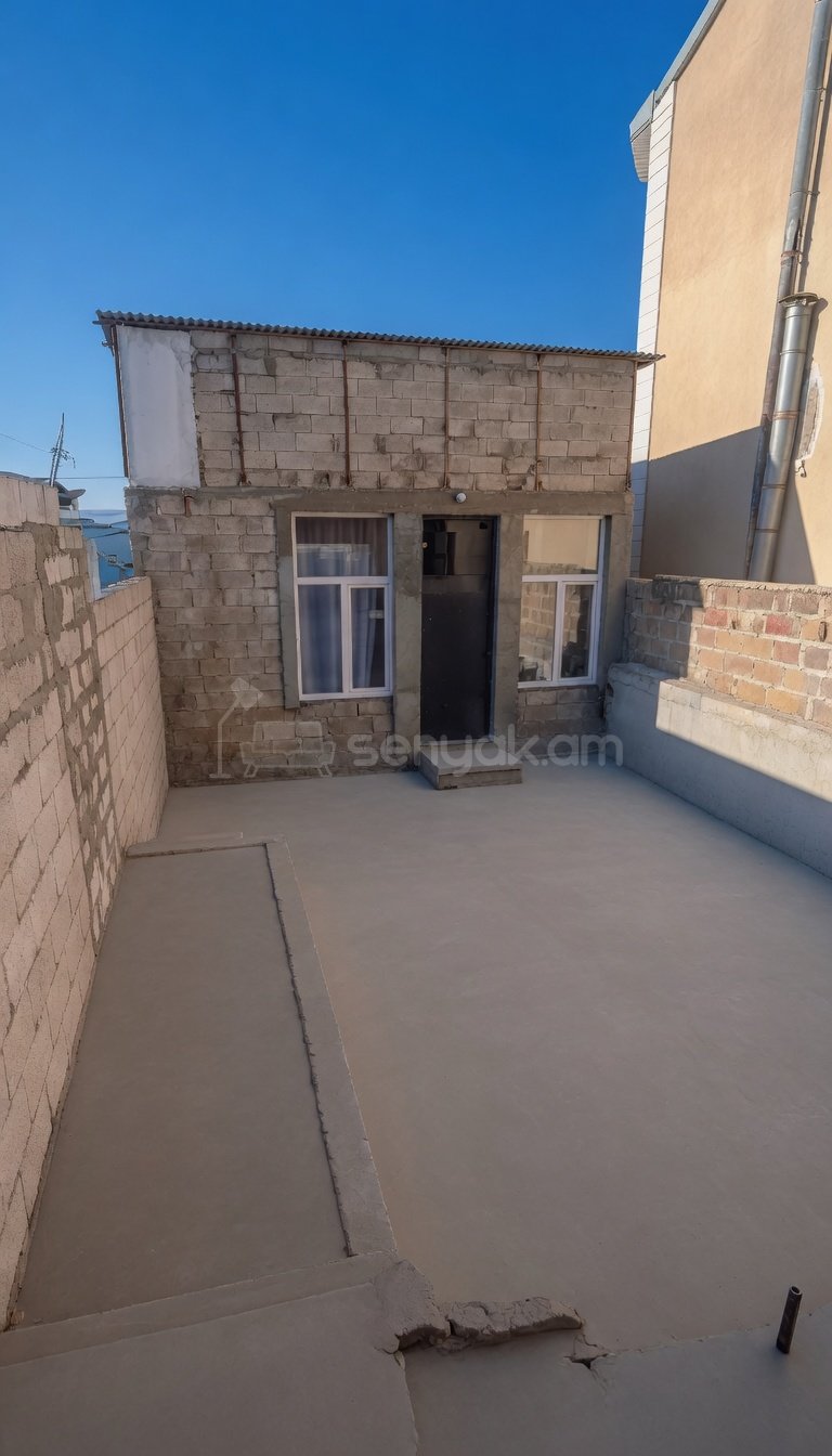 4 Սենյականոց Սեփական Տուն, 72քմ, Կոսմետիկ Վերանորոգված, Ավտոտնակով