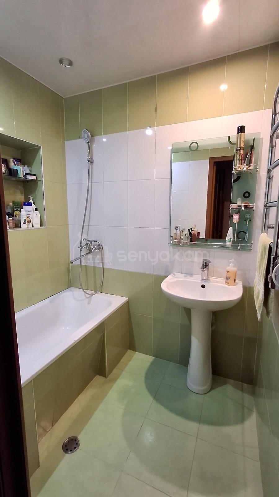 3 Սենյականոց Բնակարան, 79քմ, 1/9 հարկ, Կապիտալ Վերանորոգված