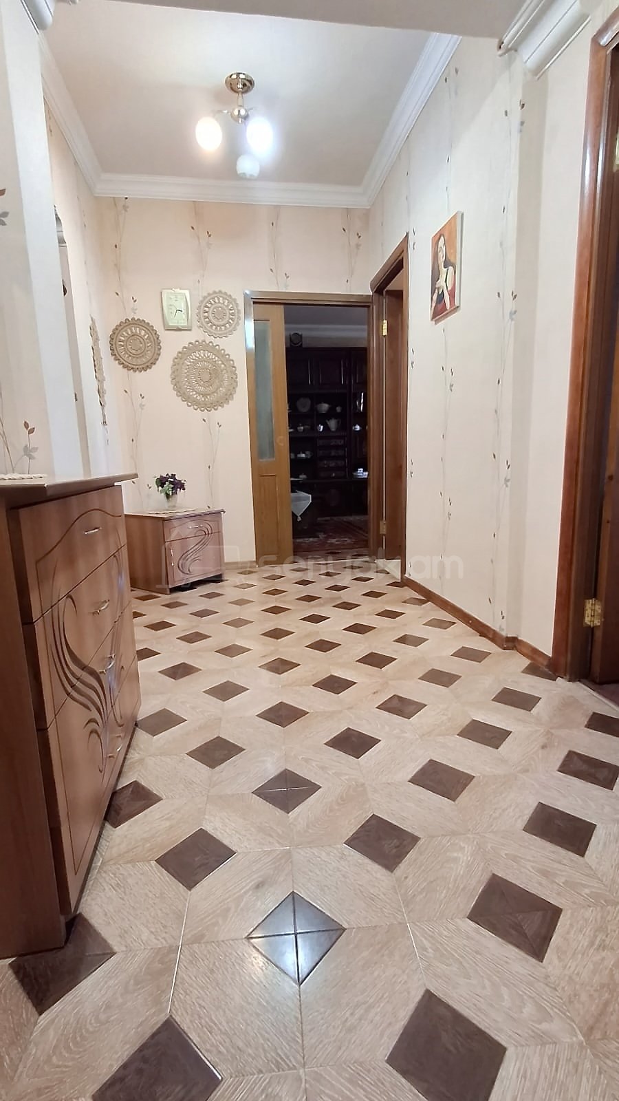 3 Սենյականոց Բնակարան, 79քմ, 1/9 հարկ, Կապիտալ Վերանորոգված