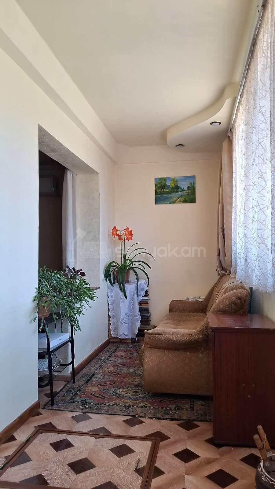 3 Սենյականոց Բնակարան, 79քմ, 1/9 հարկ, Կապիտալ Վերանորոգված