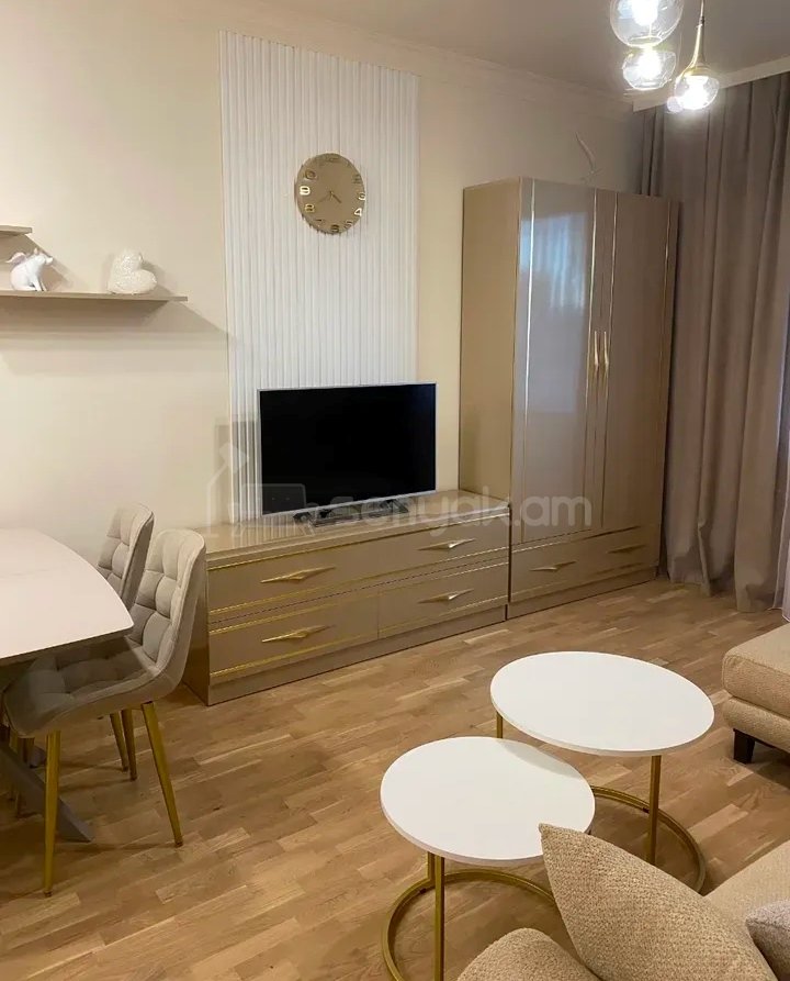 2 Սենյականոց Բնակարան Նորակառույցում, 62քմ, 3/12 հարկ, Կապիտալ Վերանորոգված, Կահավորված, Արևկող