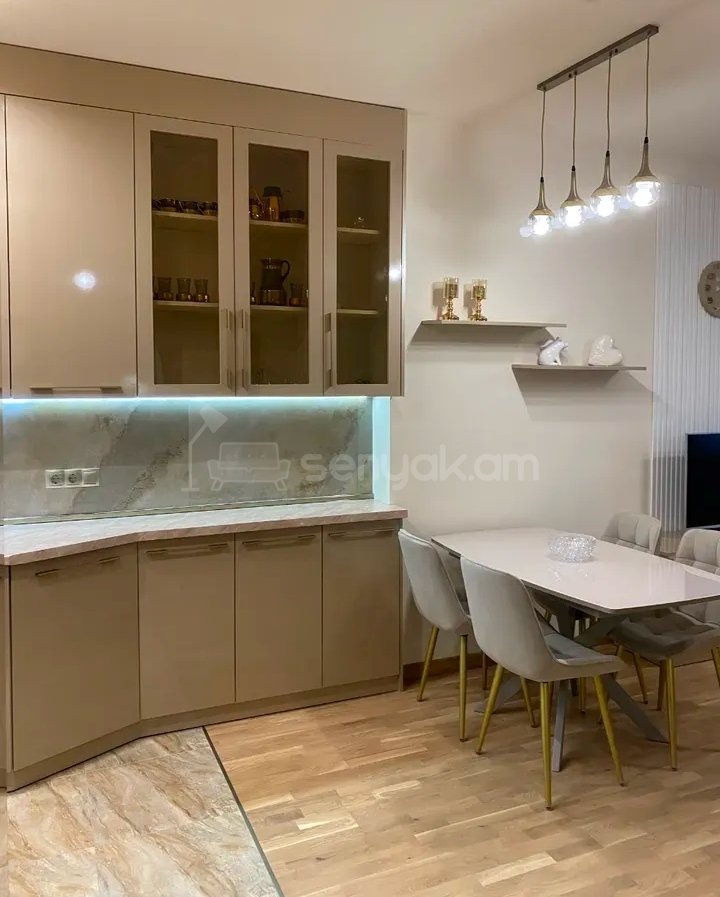 2 Սենյականոց Բնակարան Նորակառույցում, 62քմ, 3/12 հարկ, Կապիտալ Վերանորոգված, Կահավորված, Արևկող