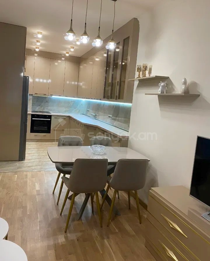 2 Սենյականոց Բնակարան Նորակառույցում, 62քմ, 3/12 հարկ, Կապիտալ Վերանորոգված, Կահավորված, Արևկող