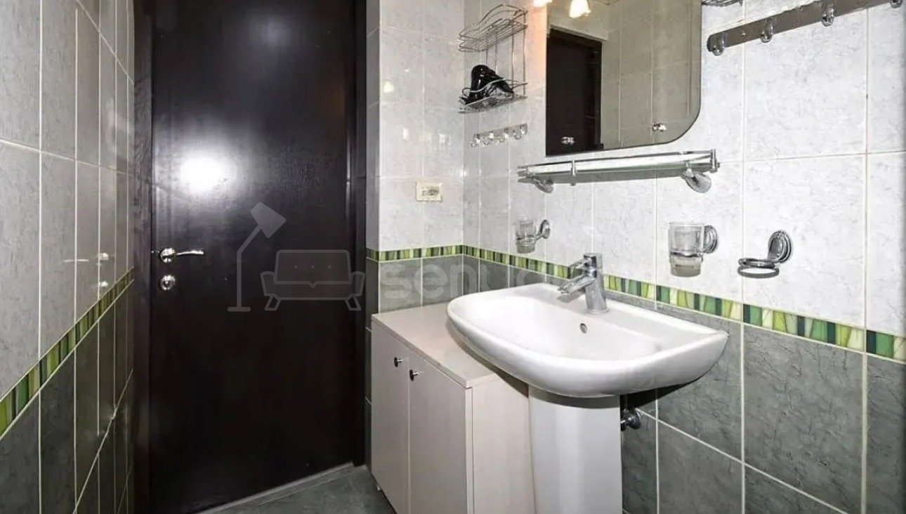 3 Սենյականոց Բնակարան, 65քմ, 5/14 հարկ, Դիզայներական Վերանորոգված, Կահավորված, Արևկող