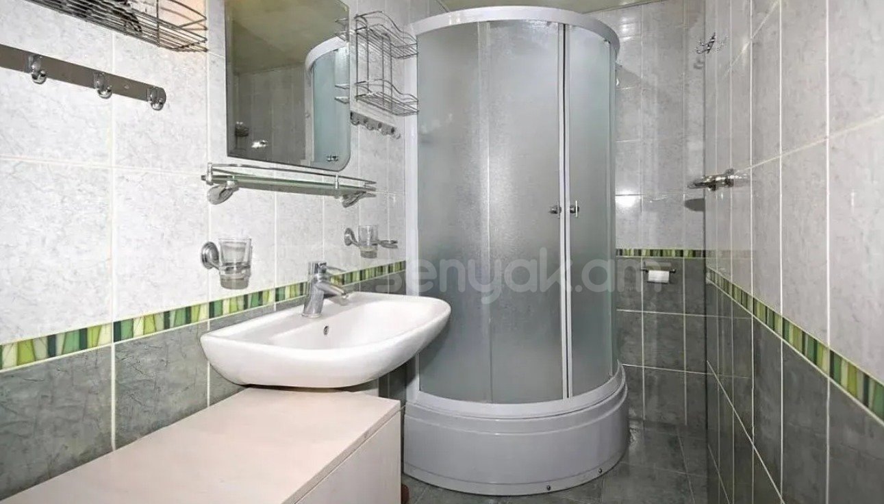 3 Սենյականոց Բնակարան, 65քմ, 5/14 հարկ, Դիզայներական Վերանորոգված, Կահավորված, Արևկող