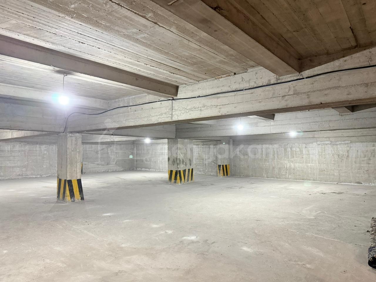 Կոմերցիոն Տարածք, 640քմ