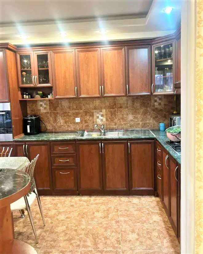 3 Սենյականոց Բնակարան, 82քմ, 4/14 հարկ, Կապիտալ Վերանորոգված