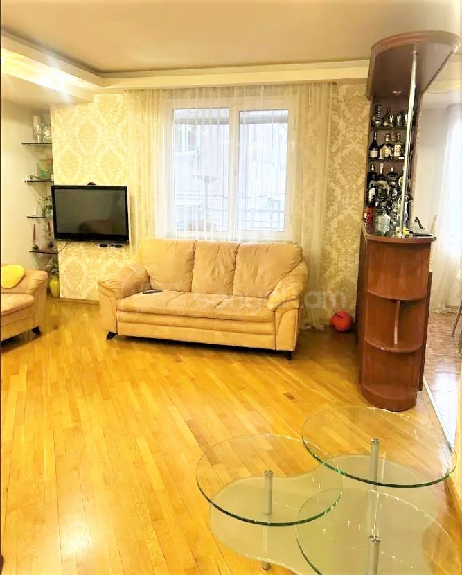 3 Սենյականոց Բնակարան, 82քմ, 4/14 հարկ, Կապիտալ Վերանորոգված