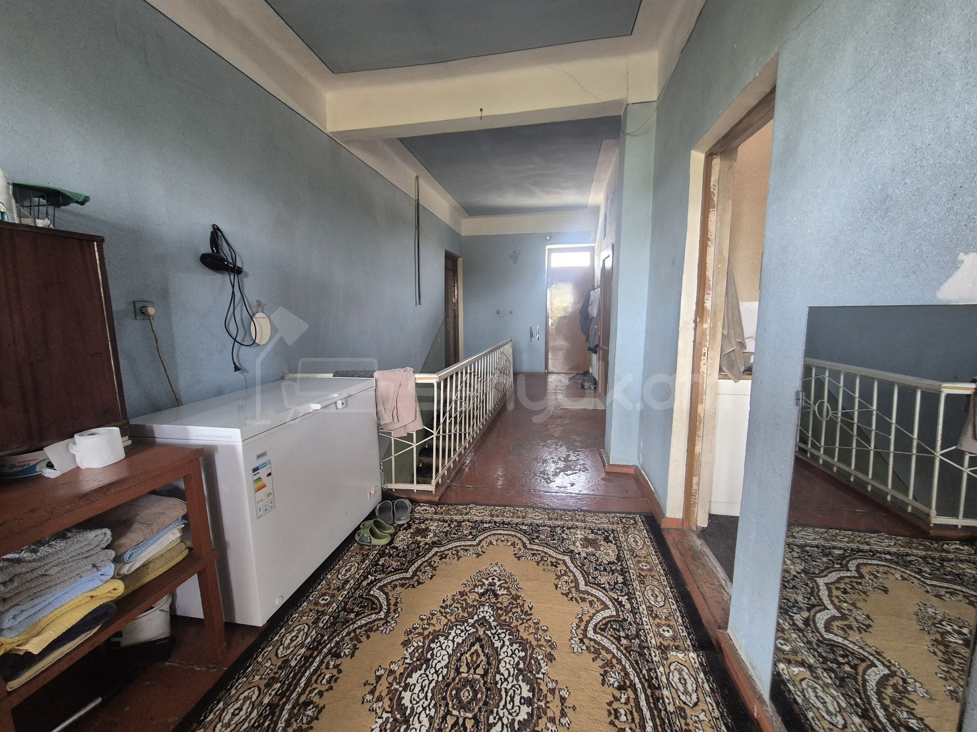8 Սենյականոց Սեփական Տուն, 400քմ, Նորմալ Վիճակում, Ավտոտնակով
