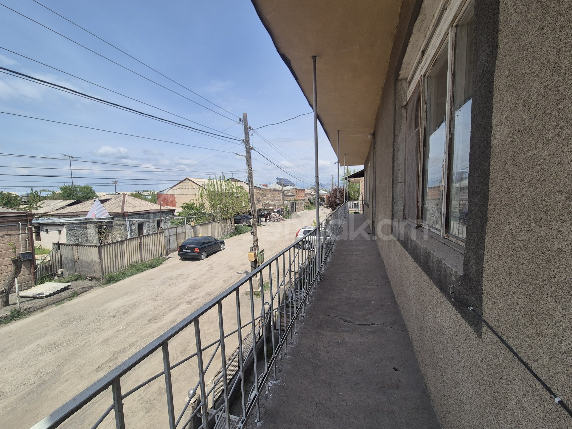 8 Սենյականոց Սեփական Տուն, 400քմ, Նորմալ Վիճակում, Ավտոտնակով