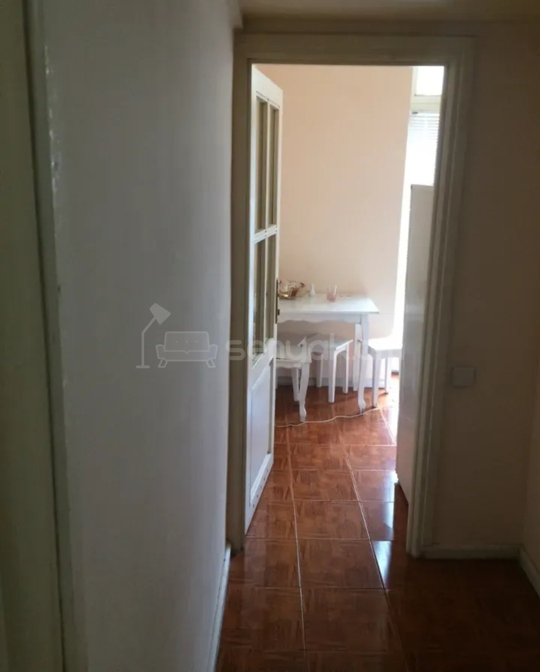 2 Սենյականոց Բնակարան Քարե Շենքում, 60քմ, 3/4 հարկ, Նորմալ Վիճակում, Կահավորված, Արևկող