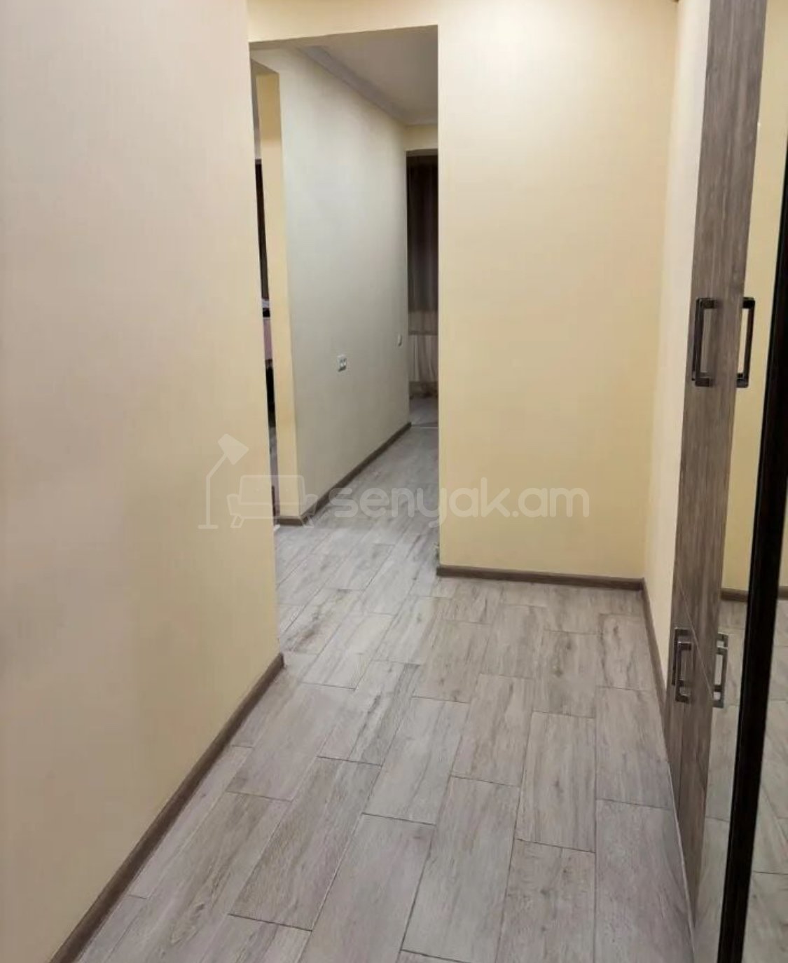 2 Սենյականոց Բնակարան Քարե Շենքում, 48քմ, 3/5 հարկ, Կապիտալ Վերանորոգված, Կահավորված