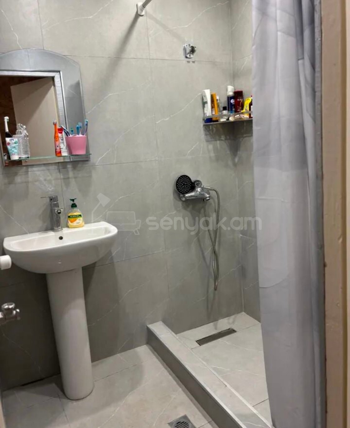 2 Սենյականոց Բնակարան, 63քմ, 8/9 հարկ, Նորմալ Վիճակում, Կահավորված