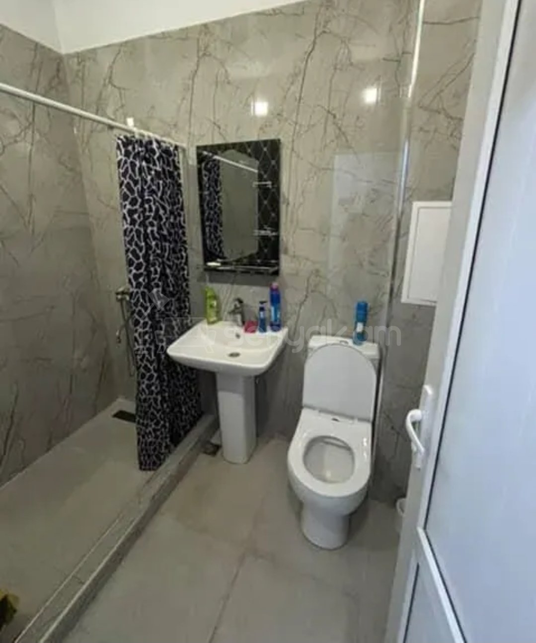 2 Սենյականոց Բնակարան Քարե Շենքում, 57քմ, 4/5 հարկ, Կապիտալ Վերանորոգված, Կահավորված, Արևկող