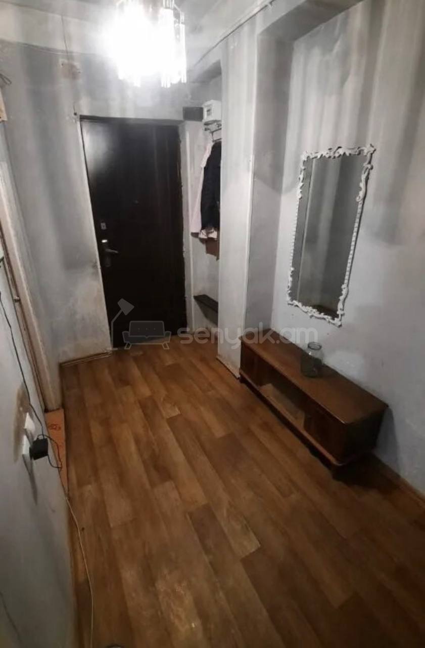 2 Սենյականոց Բնակարան, 47քմ, 9/9 հարկ, Պետական Վիճակում