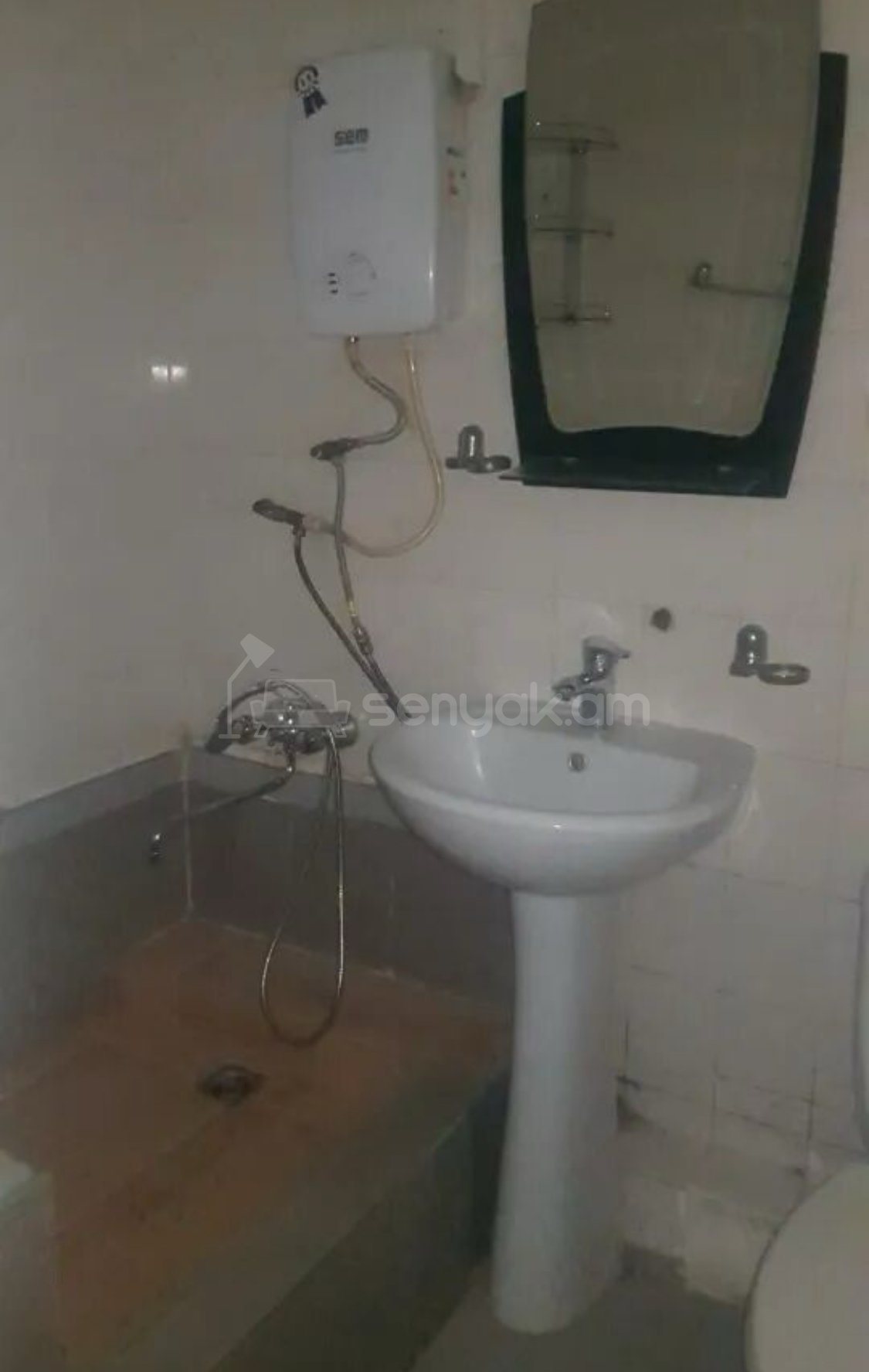 2 Սենյականոց Բնակարան, 48քմ, 2/4 հարկ, Կոսմետիկ Վերանորոգված