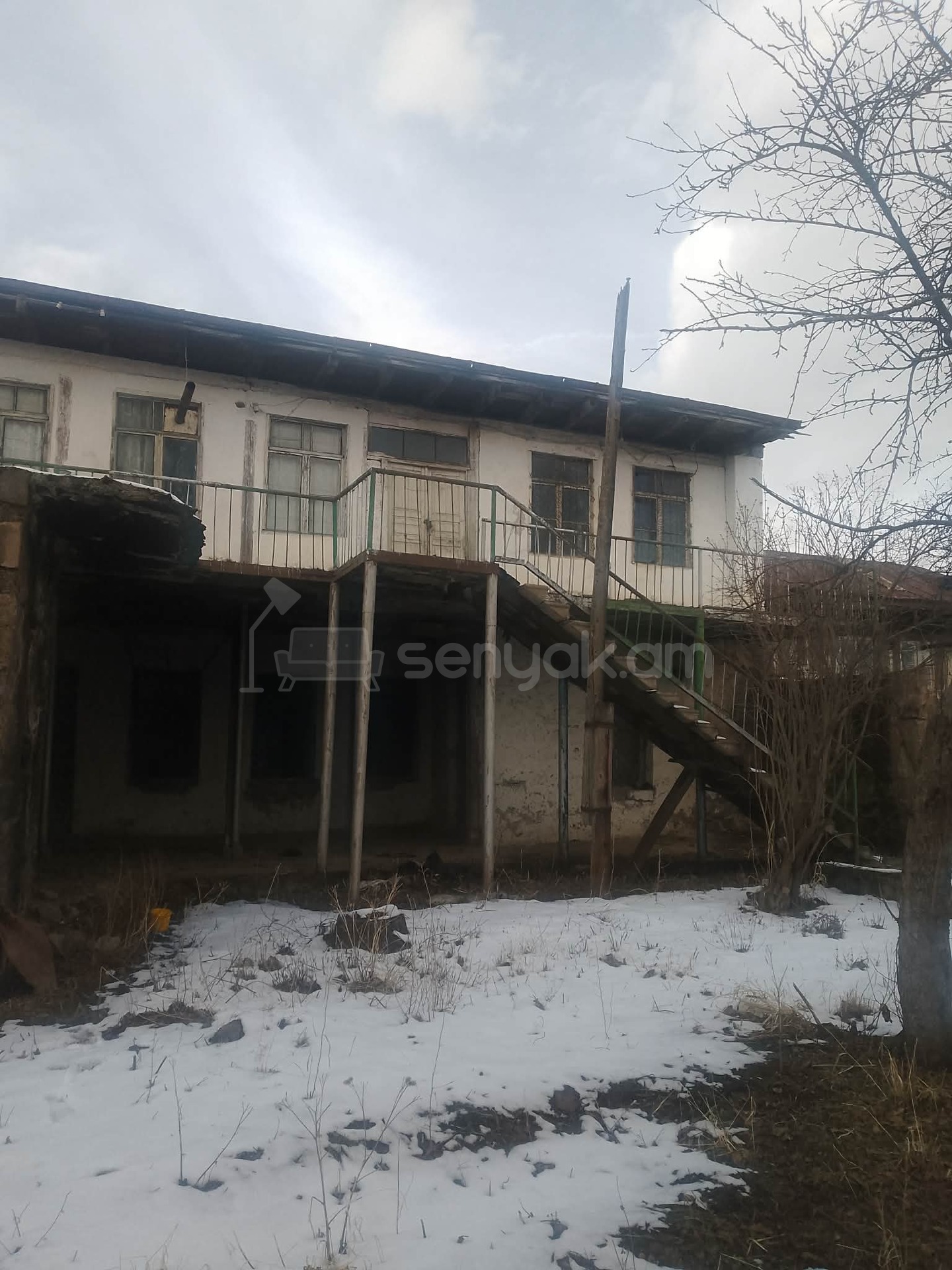 Ազատ նախագծով Սեփական Տուն, 2144քմ, Կապիտալ Վերանորոգված