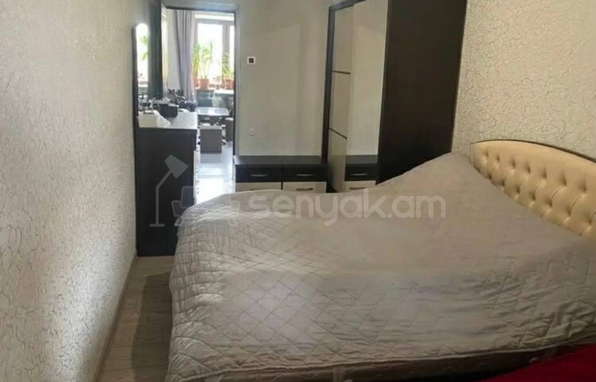 2 Սենյականոց Բնակարան Քարե Շենքում, 63քմ, 5/5 հարկ, Կոսմետիկ Վերանորոգված