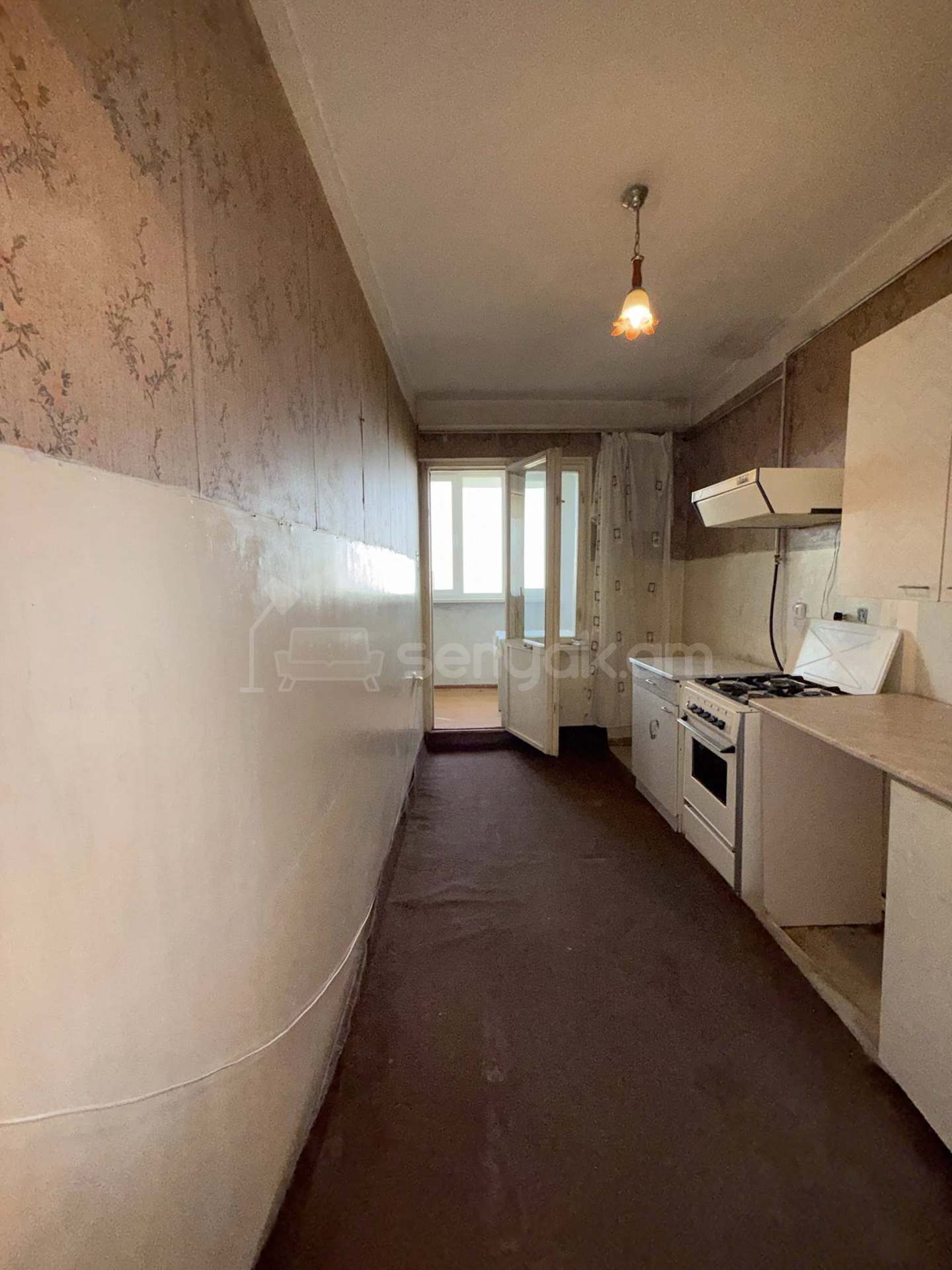 1 Սենյականոց Բնակարան, 54քմ, 8/9 հարկ, Պետական Վիճակում