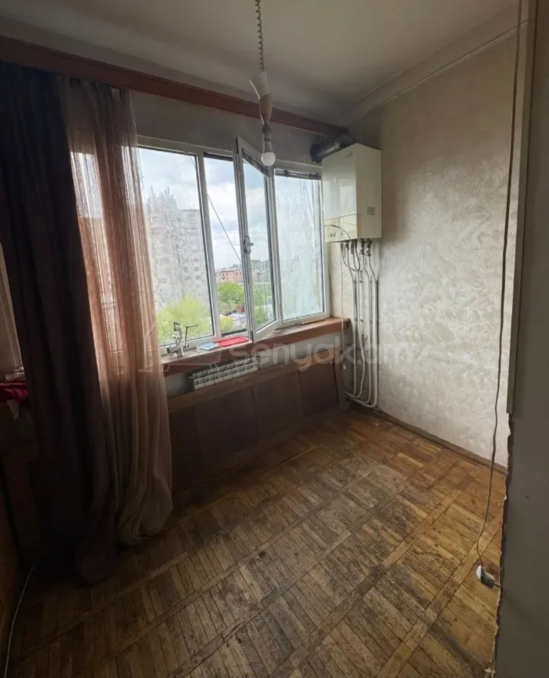 2 Սենյականոց Բնակարան Քարե Շենքում, 66քմ, 5/5 հարկ, Նորմալ Վիճակում