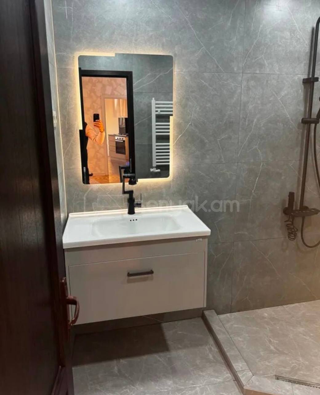 3 Սենյականոց Բնակարան, 90քմ, 4/16 հարկ, Կապիտալ Վերանորոգված