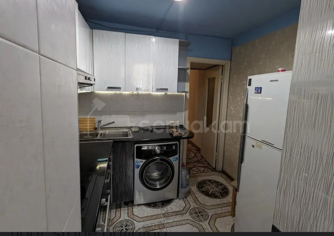 2 Սենյականոց Բնակարան Քարե Շենքում, 54քմ, 3/5 հարկ, Նորմալ Վիճակում, Կահավորված, Արևկող