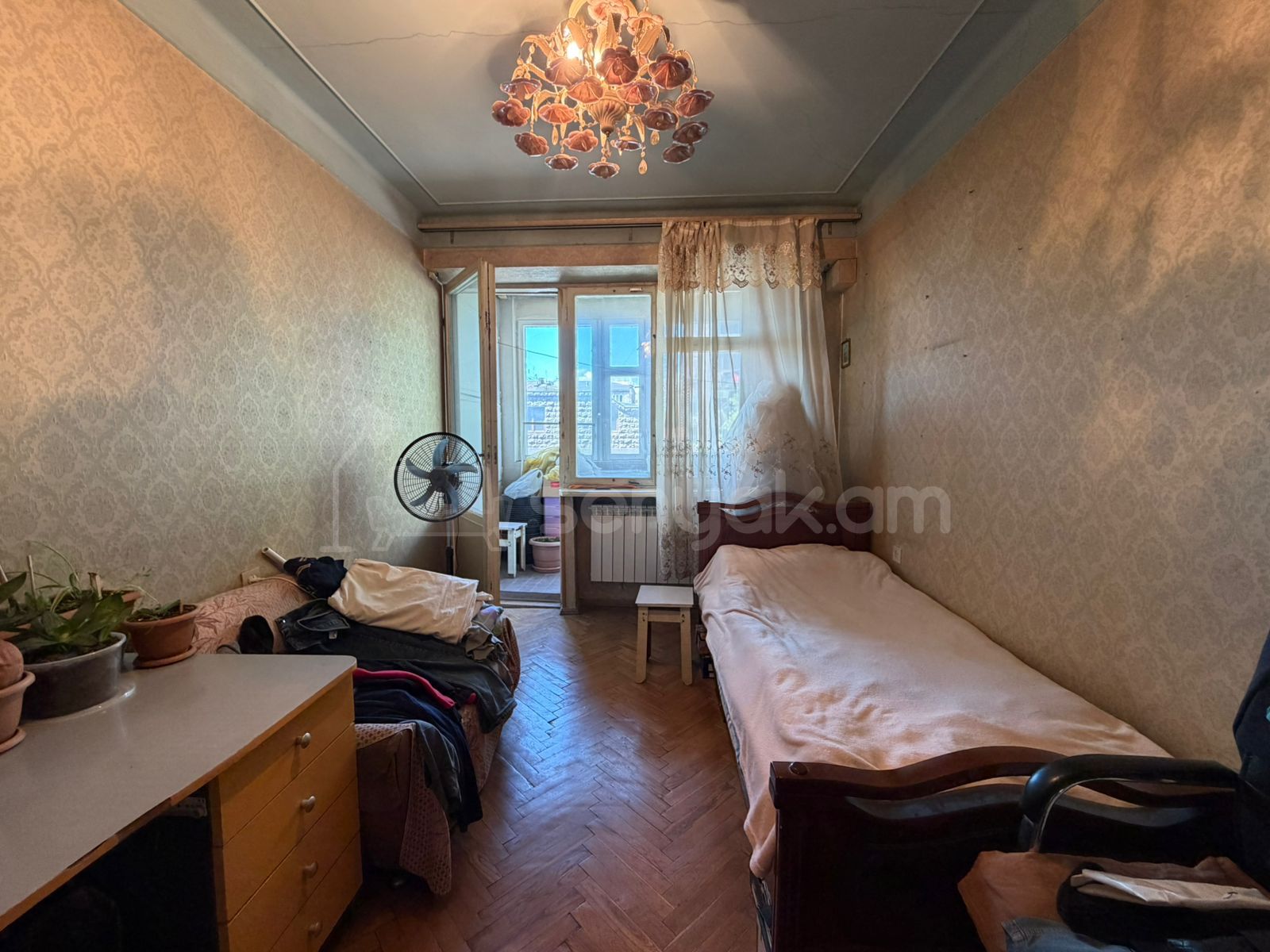 3 Սենյականոց Բնակարան, 93քմ, 3/10 հարկ, Նորմալ Վիճակում