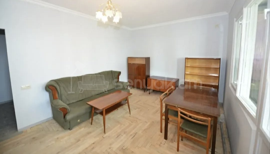 2 Սենյականոց Բնակարան Քարե Շենքում, 62քմ, 4/9 հարկ, Կապիտալ Վերանորոգված, Կահավորված