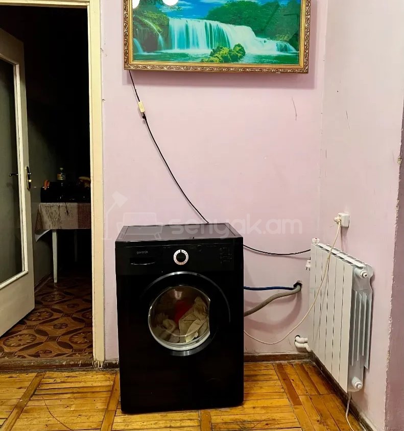 2 Սենյականոց Բնակարան Քարե Շենքում, 62քմ, 3/9 հարկ, Կապիտալ Վերանորոգված, Կահավորված