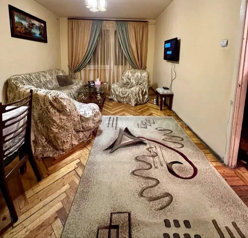 2 Սենյականոց Բնակարան Քարե Շենքում, 62քմ, 3/9 հարկ, Կապիտալ Վերանորոգված, Կահավորված