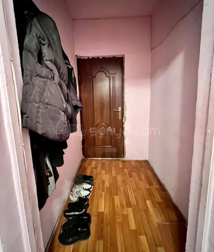 2 Սենյականոց Բնակարան Քարե Շենքում, 62քմ, 3/9 հարկ, Կապիտալ Վերանորոգված, Կահավորված