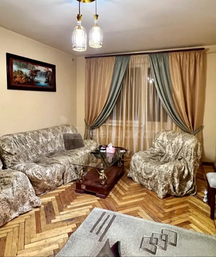 2 Սենյականոց Բնակարան Քարե Շենքում, 62քմ, 3/9 հարկ, Կապիտալ Վերանորոգված, Կահավորված