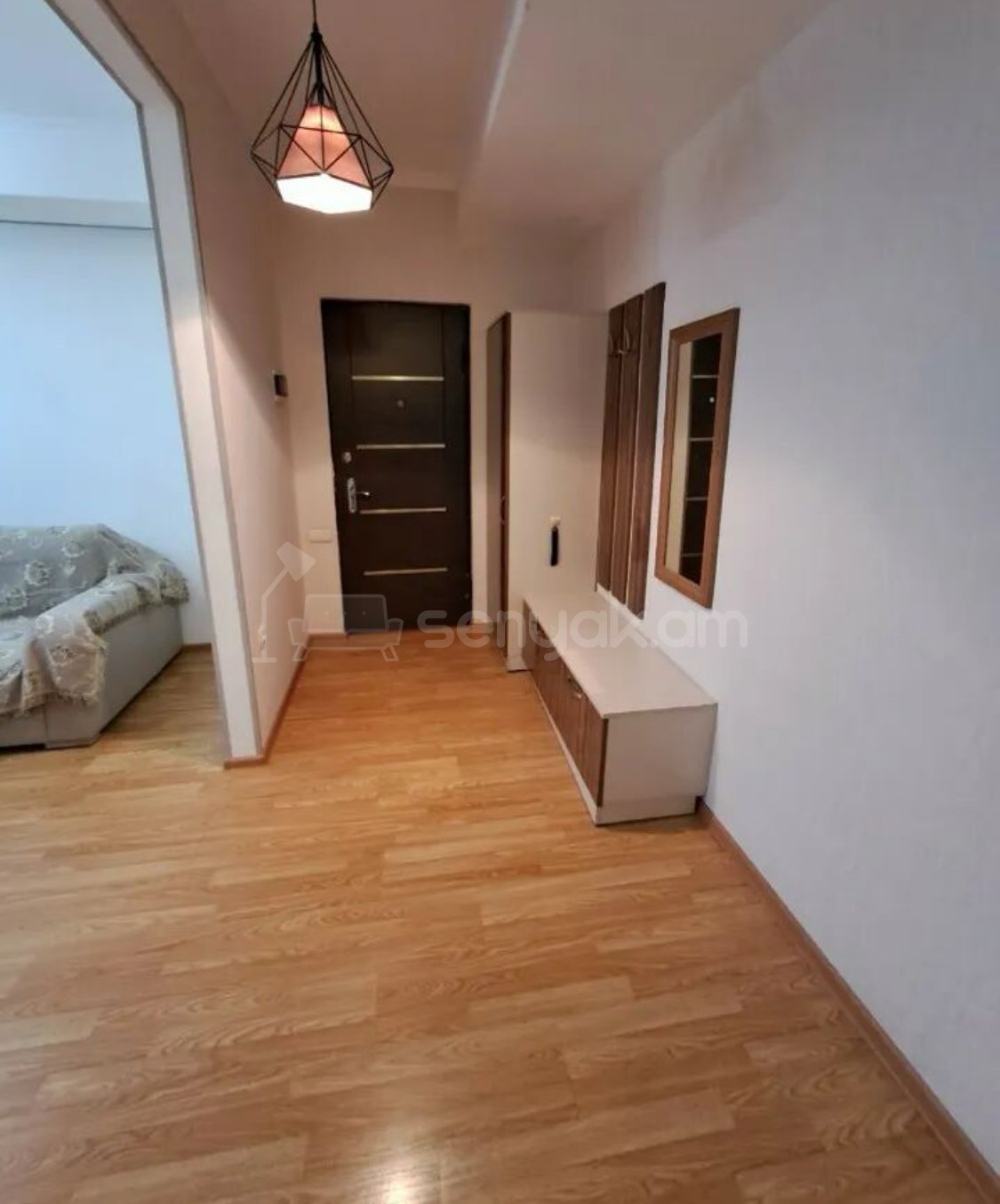 2 Սենյականոց Բնակարան, 70քմ, 5/10 հարկ, Կապիտալ Վերանորոգված, Կահավորված