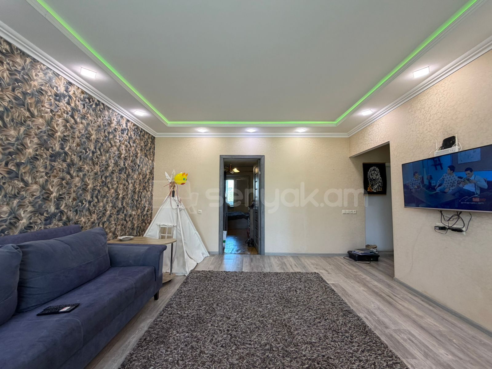 2 Սենյականոց Բնակարան Քարե Շենքում, 53քմ, 5/5 հարկ, Կապիտալ Վերանորոգված