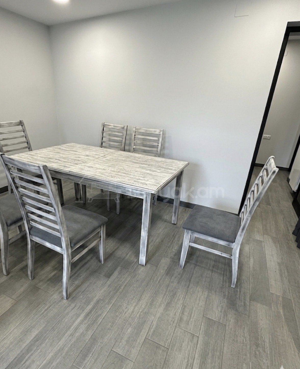 2 Սենյականոց Բնակարան Քարե Շենքում, 60քմ, 5/6 հարկ, Դիզայներական Վերանորոգված