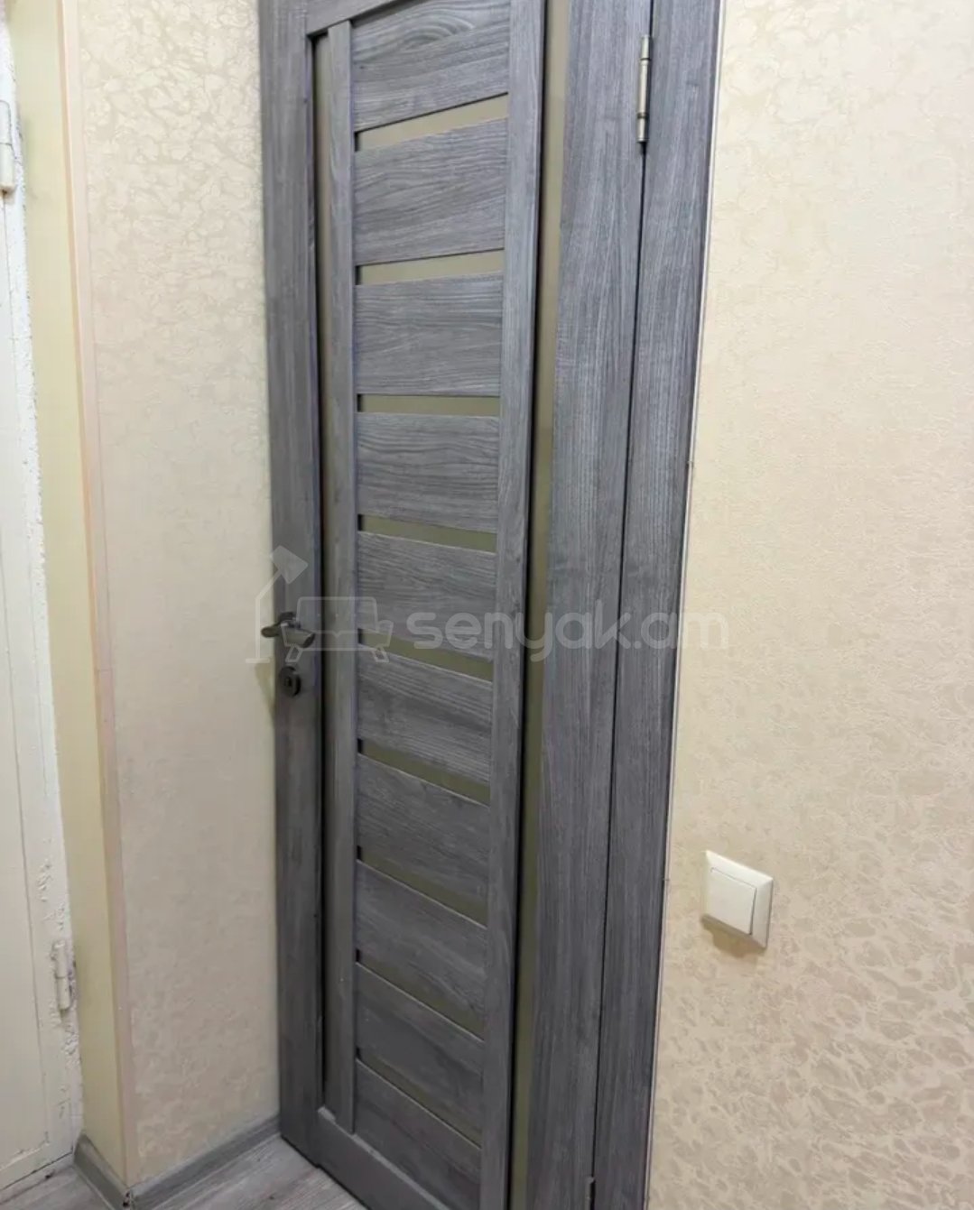 2 Սենյականոց Բնակարան Քարե Շենքում, 53քմ, 5/5 հարկ, Դիզայներական Վերանորոգված