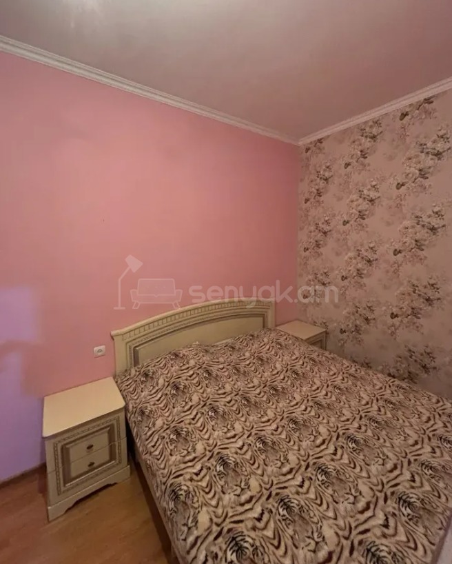 2 Սենյականոց Բնակարան Քարե Շենքում, 65քմ, 1/5 հարկ, Կապիտալ Վերանորոգված