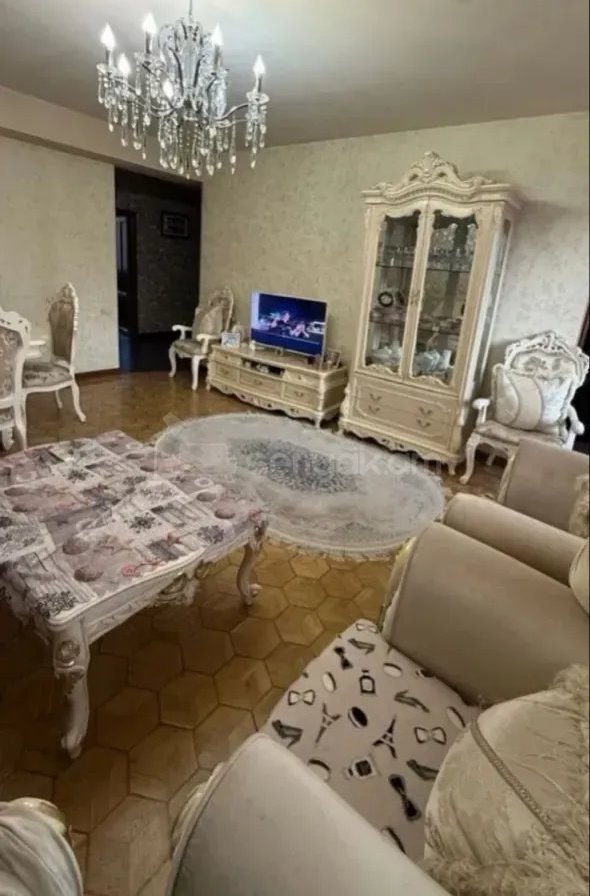 4 Սենյականոց Բնակարան, 95քմ, 8/9 հարկ, Կապիտալ Վերանորոգված