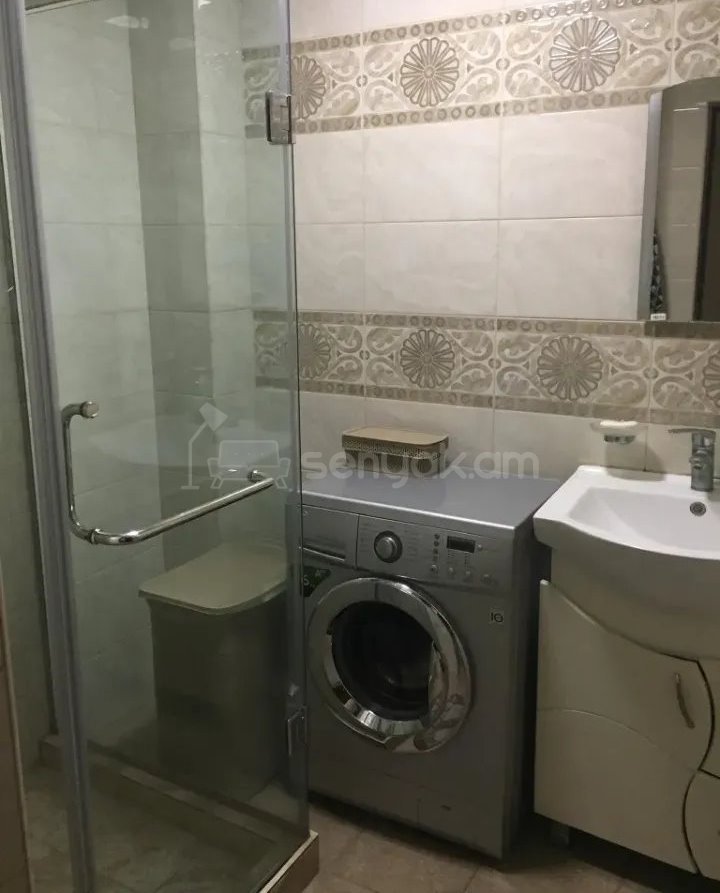 4 Սենյականոց Բնակարան, 90քմ, 9/11 հարկ, Կապիտալ Վերանորոգված