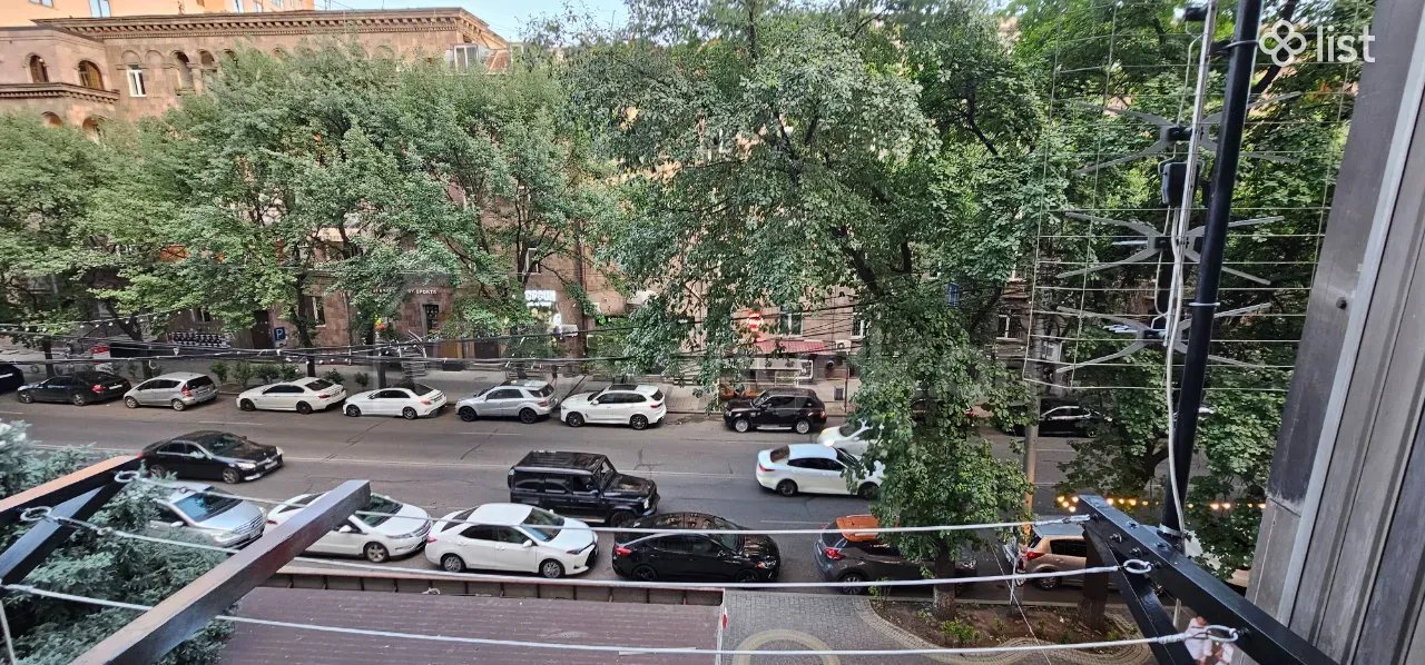 3 Սենյականոց Բնակարան, 68քմ, 3/8 հարկ, Կոսմետիկ Վերանորոգված